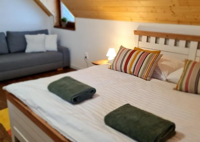 Laura Стара-Лесна