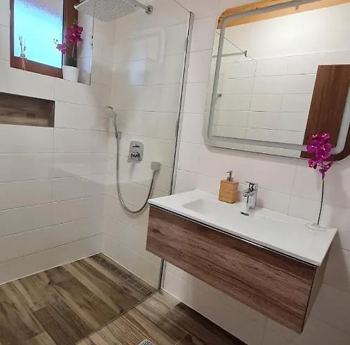 Laura Дом отдыха